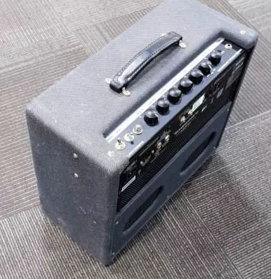 Fender - Bassbreaker 15W 1x12 Tube Combo Amp 2